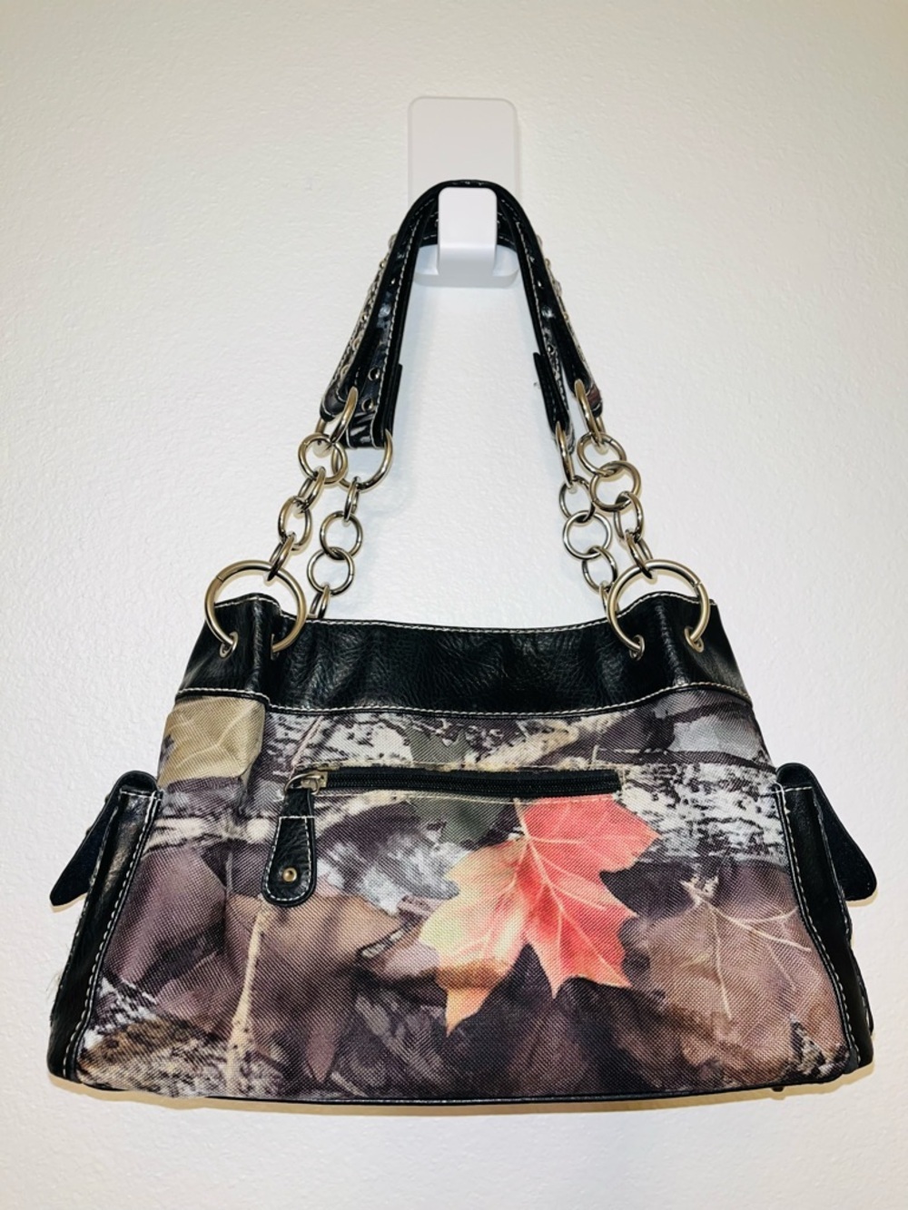 Camo Autumn Leaf Print Shoulder Bag in Black and Brown